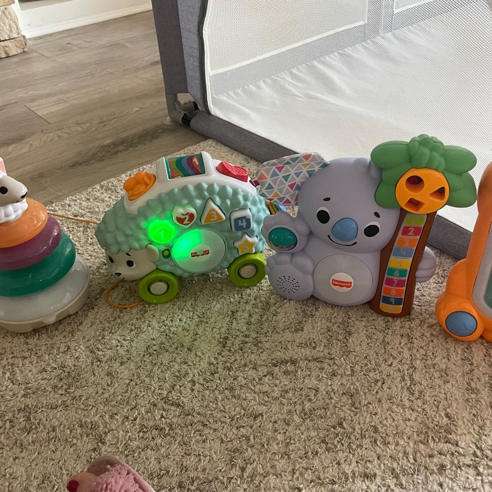 Fisher price linkimals